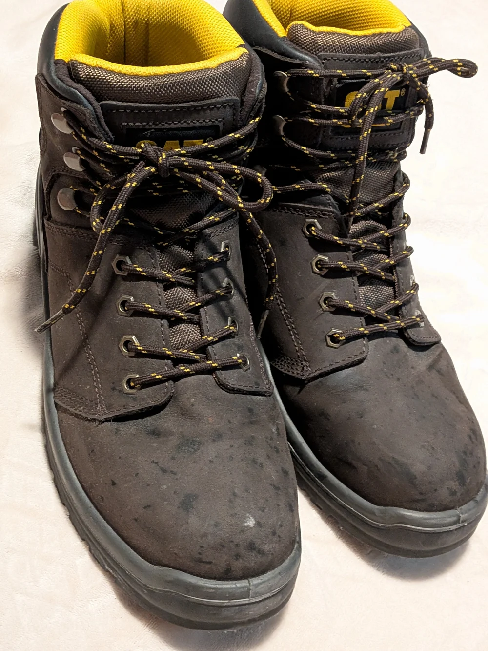 Caterpillar Men’s Brown Steel Toe Work Boots Striver - Durable Safety Footwear